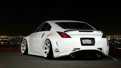 Cool-Nissan-350z-White-Nissan-HD-Wallpaper11.jpg