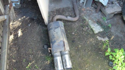 P1000847.jpg (125.6 KiB) Zobrazeno 9242 x Výfuk Rámus, pasuje za origo díl 900